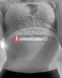 Photo young (21 years) sexy VIP escort model Alice from Krefeld