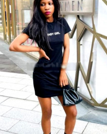 照片年轻 (22 年）性感VIP护送模特 Nadia 从 安塔利亚