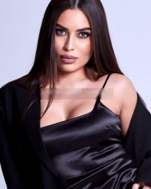 照片年轻 (21 年）性感VIP护送模特 Milana 从 伊兹密尔