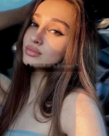Photo young (19 years) sexy VIP escort model Irina from Istanbul