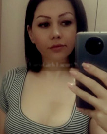 照片年轻 (29 年）性感VIP护送模特 Katerina 从 阿拉尼亚