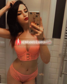 Foto jung (22 jahre) sexy VIP Escort Model Anca from Trier