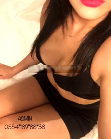 照片年轻 (25 年）性感VIP护送模特 Asmin 从 伊斯坦布尔