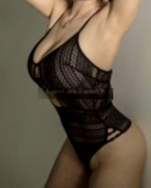 Photo young (24 years) sexy VIP escort model Mia from Istanbul
