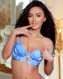 Photo young (22 years) sexy VIP escort model Alliyah Sparkles from South Kensington