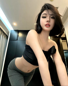照片年轻 (22 年）性感VIP护送模特 Miri 从 东京