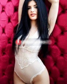 照片年轻 (24 年）性感VIP护送模特 Allisa 从 特伦托