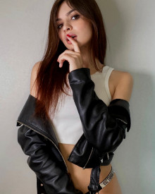 照片年轻 (20 年）性感VIP护送模特 Мария 从 阿拉木图