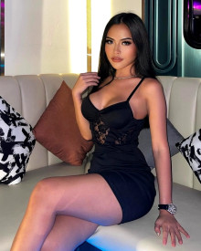 Photo young (23 years) sexy VIP escort model LUNA from Kuala Lumpur