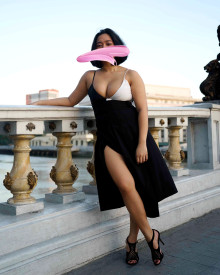 Foto jung (30 jahre) sexy VIP Escort Model Clara Vinzons from Manila