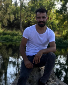照片年轻 (28 年）性感VIP护送模特 Murat 从 巴尼亚卢卡