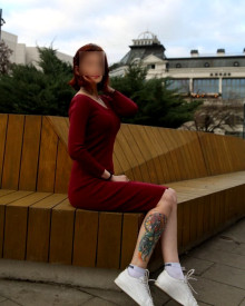 照片年轻 (25 年）性感VIP护送模特 Ness 从 巴统