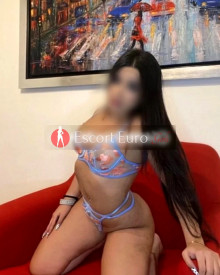 Photo young (25 years) sexy VIP escort model Naia from Таррагона