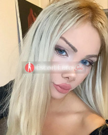 Photo young (20 years) sexy VIP escort model Mia from Эгле