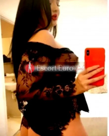 Photo young (28 years) sexy VIP escort model Helen from Aberdeen