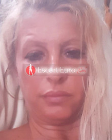 Photo young (45 years) sexy VIP escort model Blue from Кроули