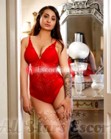 Foto jung (22 jahre) sexy VIP Escort Model Clarisa from London