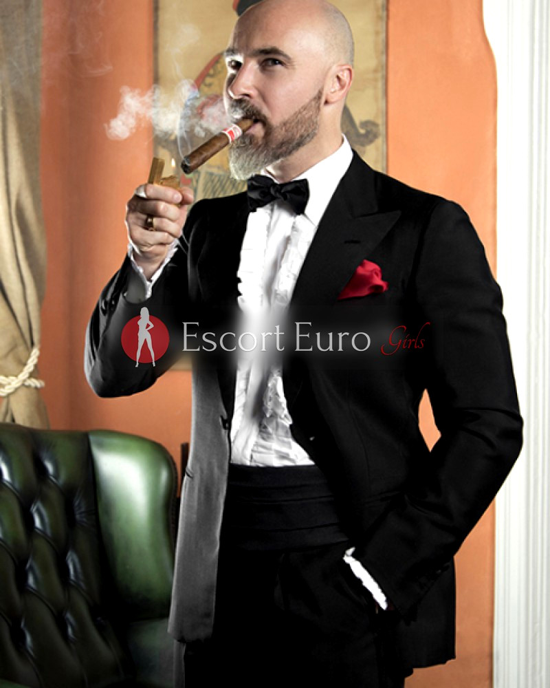 Photo young ( years) sexy VIP escort model Luca Borromeo from 