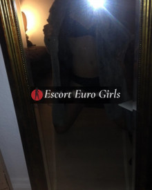 Photo young (23 years) sexy VIP escort model Bela from Эдинбург