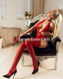 Photo young (30 years) sexy VIP escort model Maya from Зальцбург