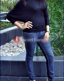 照片年轻 (31 年）性感VIP护送模特 Anika 从 德里