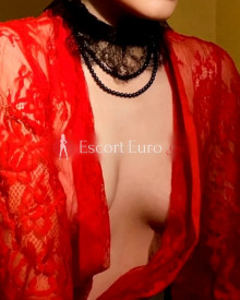 照片年轻 (29 年）性感VIP护送模特 Ava 从 圣莫里茨