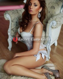 Photo young (30 years) sexy VIP escort model Inna from Manchester