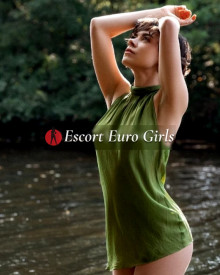 Photo young (26 years) sexy VIP escort model Eve Osyth from Лондон