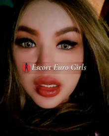 Foto jung (28 jahre) sexy VIP Escort Model Lara from Juffair
