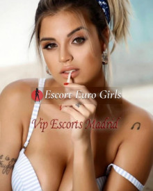 照片年轻 (25 年）性感VIP护送模特 Fernanda 从 马德里