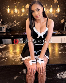 Foto jung (22 jahre) sexy VIP Escort Model Lucy from Doha