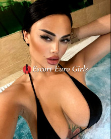 Foto jung (25 jahre) sexy VIP Escort Model MISTRESS NITA from Dubai