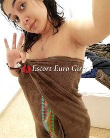 照片年轻 (23 年）性感VIP护送模特 Tanvi23 从 多伦多